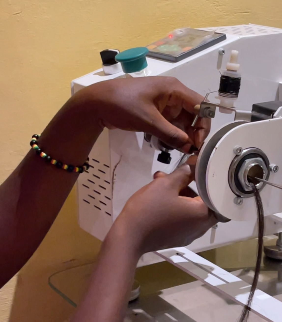 Feather Crochet Hair Extensions Course - Image 2